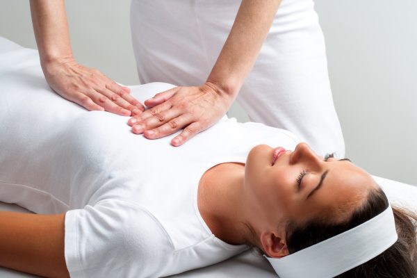 Distanskurs i Reiki hos HarmoniQA